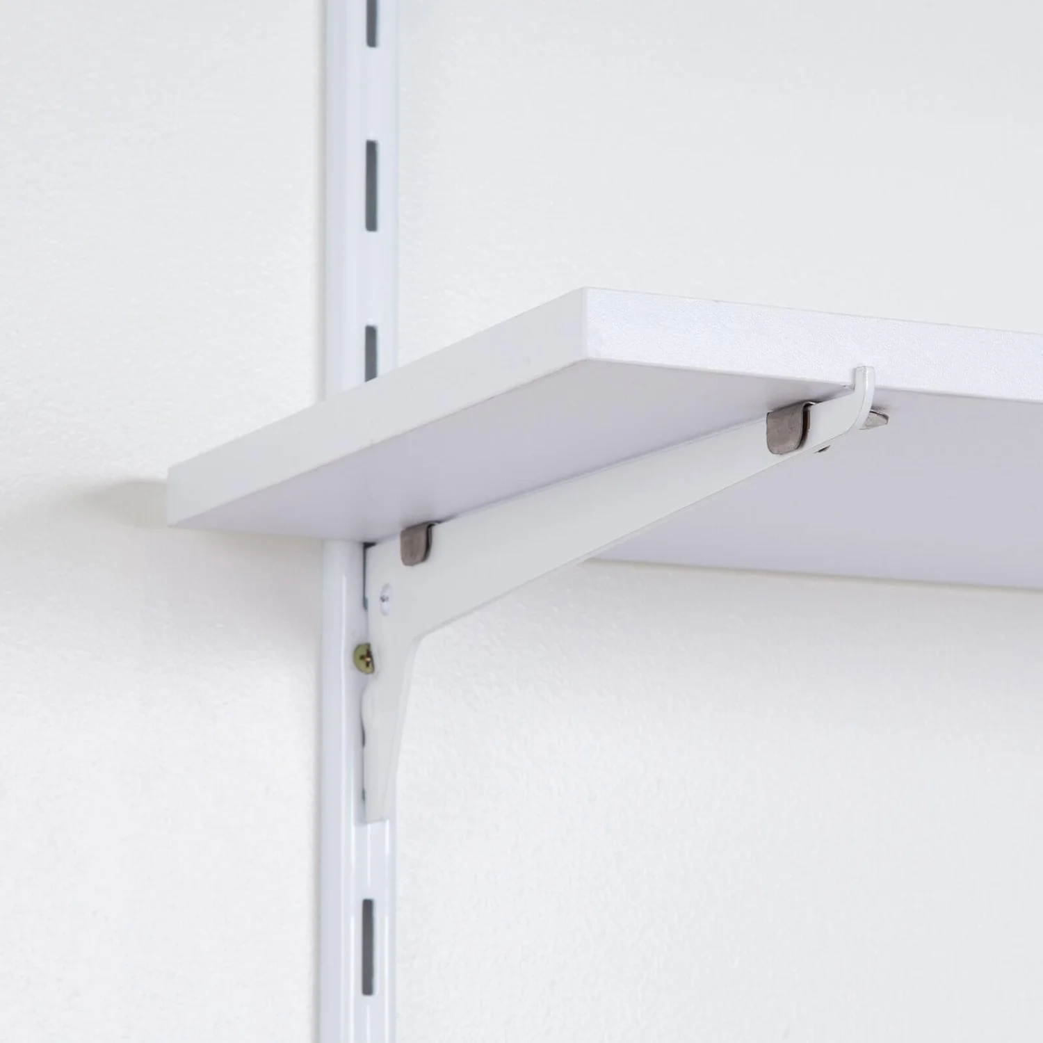 None Single Slot Upright Wall Strip - White - 100cm - Image 2